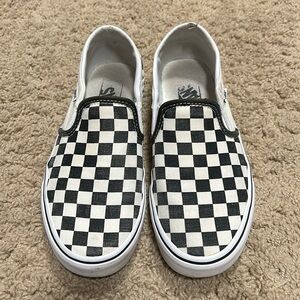 Vans off the wall checkered black and white size 7 women’s